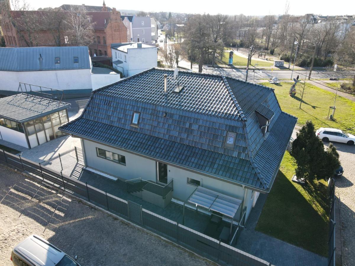 Elbe Villa Magdeburg Exterior photo